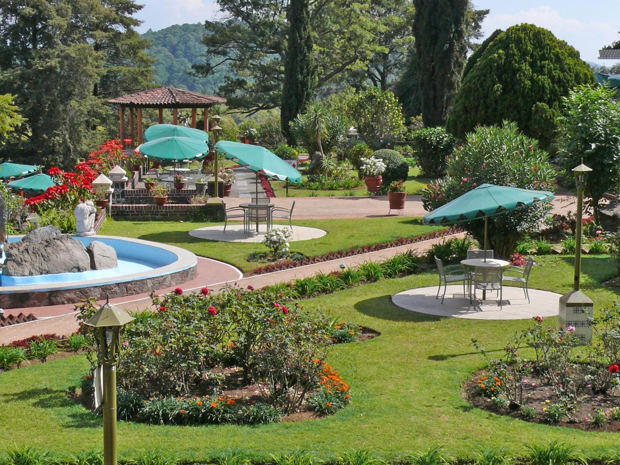 Hotel Pie De La Sierra Uruapan  Экстерьер фото